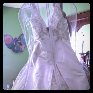 Wedding dress